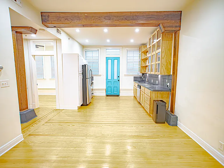 4121 Magazine St #1 — Photo 5