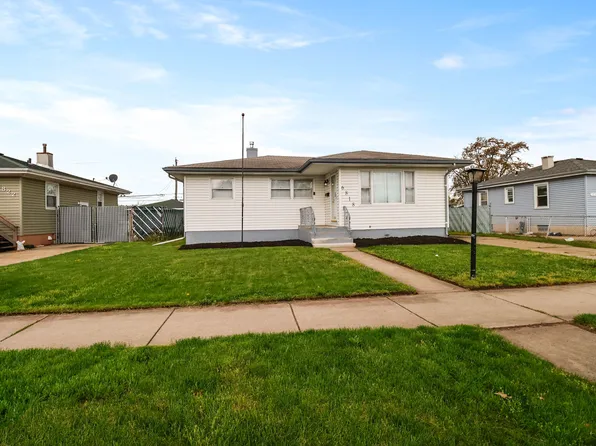 6818 Grand Ave, Hammond, IN 46323