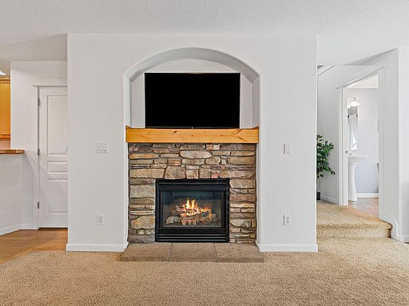 5th image of 20440 Brentwood Ave