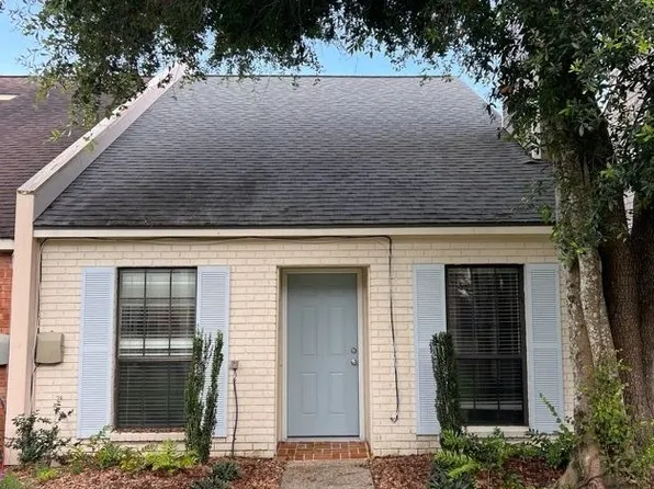 205 Long Plantation Blvd APT E, Lafayette, LA 70508