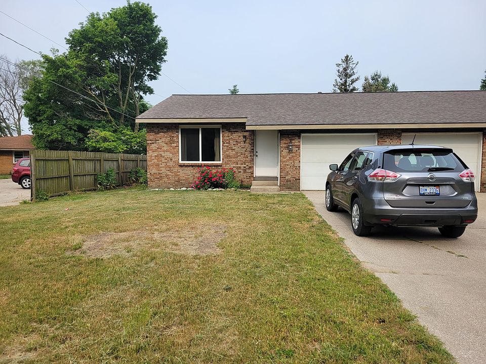 1st image of 974 Vassar Ave