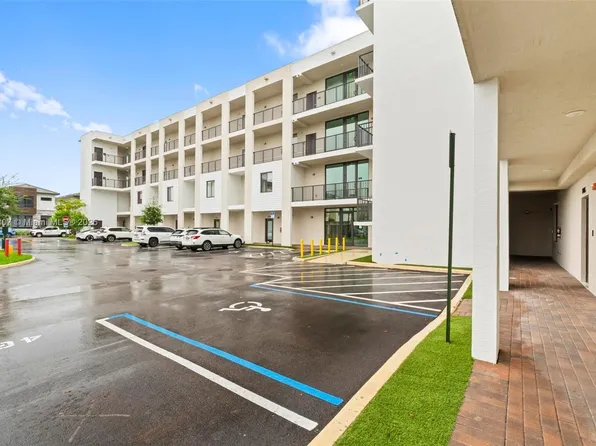 8001 NW 41st St #F-107, Doral, FL 33166