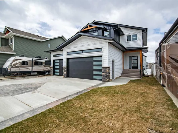 29 E Vintage Close, Blackfalds, AB T0M 0J0