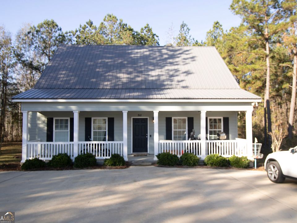 1st image of 511 Hollow Oak Ct