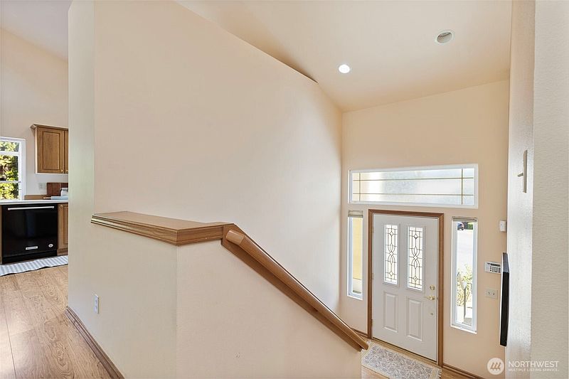 4th image of 20769 Staffordshire Lane NW