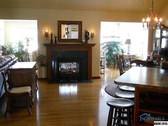 5th image of 6403 Couples Ln
