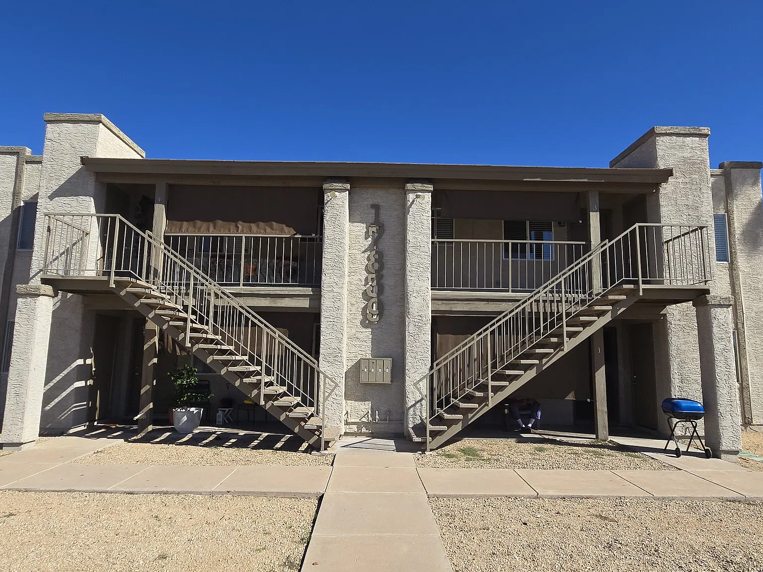 2 bed, 1200 sqft, $1,450 — Photo 1