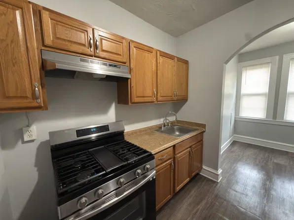 250 Farmington Ave, Hartford, CT