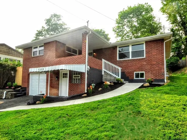 1210 5th Ave, Monongahela, PA 15063