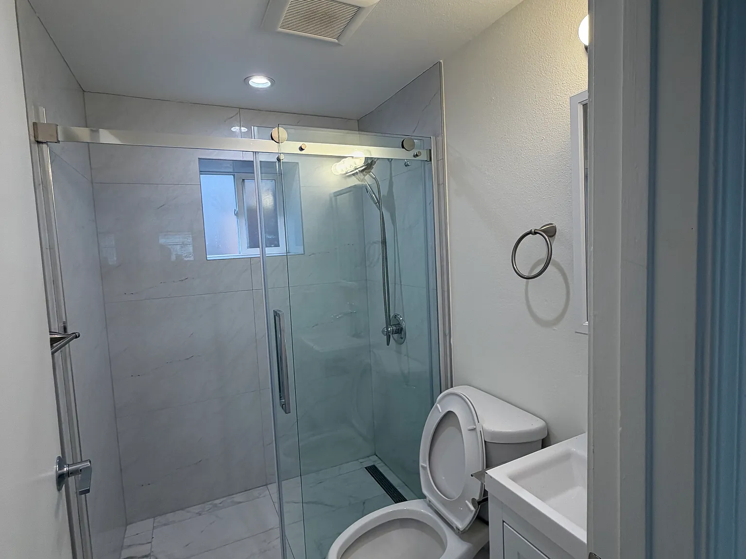 1 bed, 600 sqft, $2,700 — Photo 3