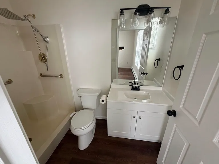 1231 Holly Ave — Photo 15
