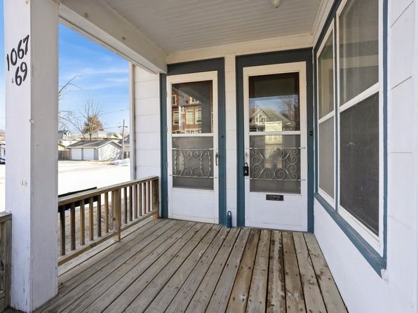 des-moines-iowa-251547765 picture