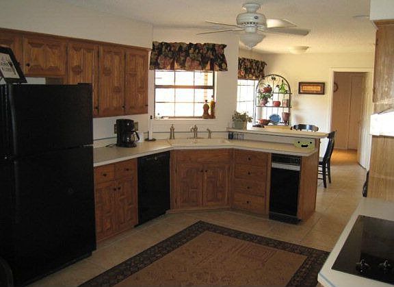 2nd image of 9 Santa Barbara Ct
