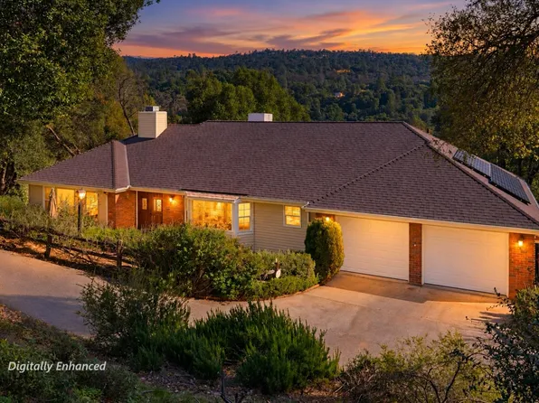 39309 Forest Park Ln, Oakhurst, CA 93644