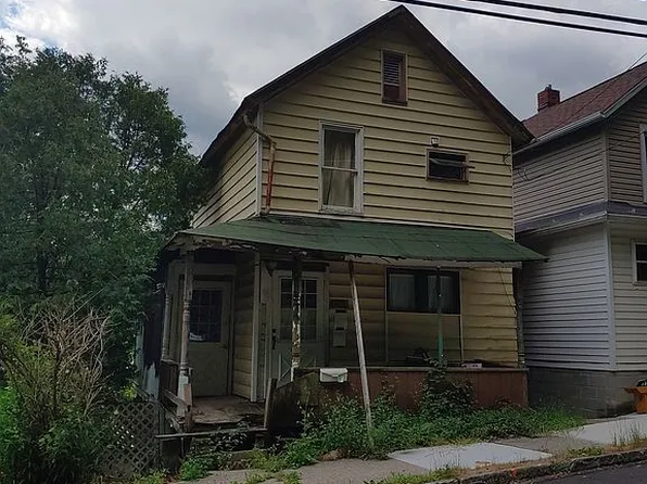 2317 Washington Ave, Altoona, PA 16601