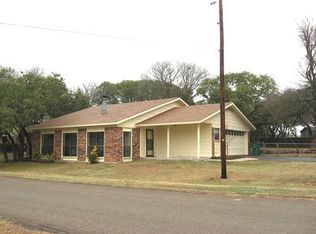 200 Maple Trl, Belton, TX 76513