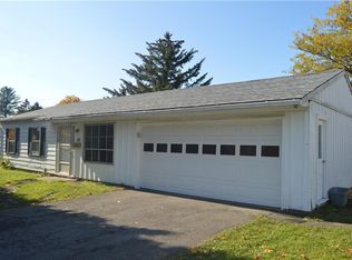 445 Keyes Rd, Utica, NY 13502