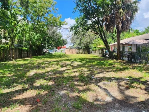 1704 E Wood St #311, Tampa, FL 33604