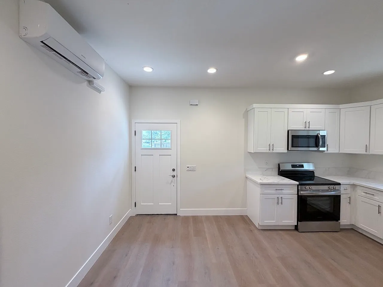 2 bed, $3,499 — Photo 3