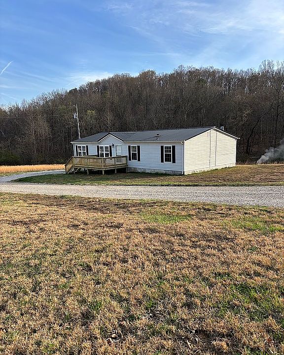1st image of 209 Patton Cir