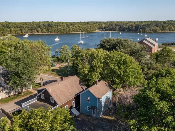 85 Water St, East Greenwich, RI 02818