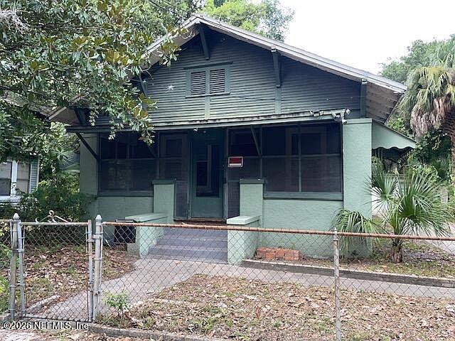 1st image of 209 W 23RD Street