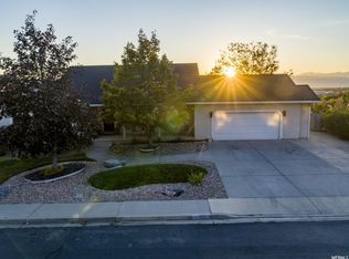 10167 N Cottonwood Dr, Cedar Hills, UT 84062
