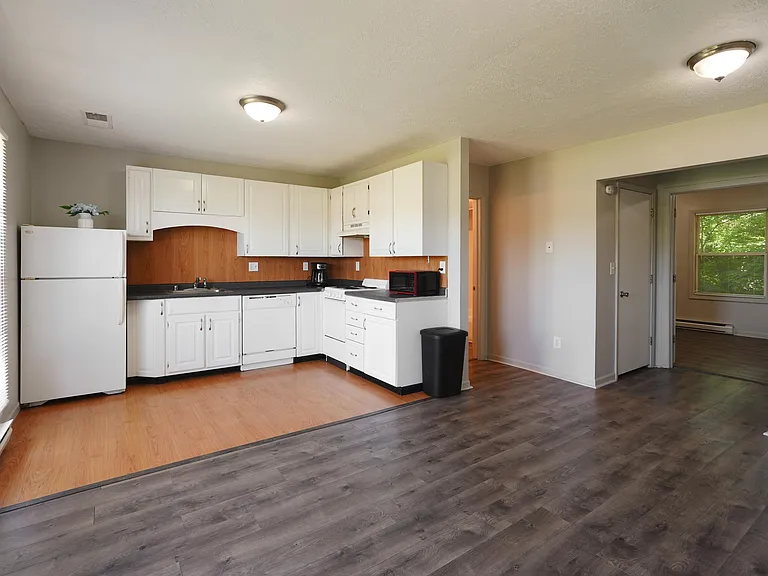 830 Palmetto Loop #4 — Photo 3