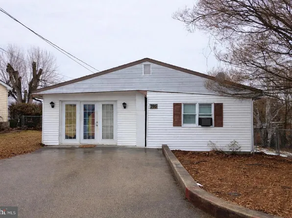 205 W High St, Sharpsburg, MD 21782