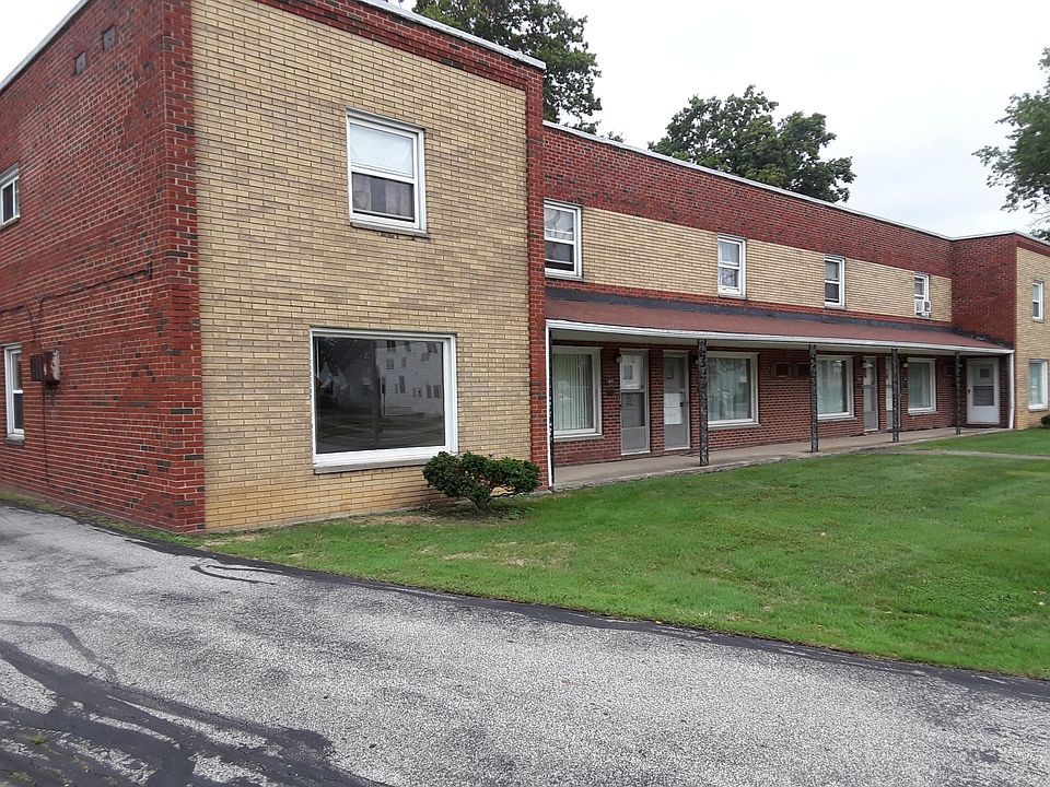 1st image of 1440 E 222nd St