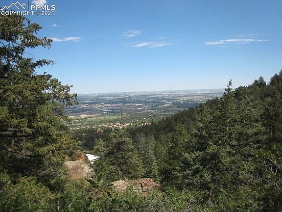 2nd image of 1514 Gardiner Rock Ln
