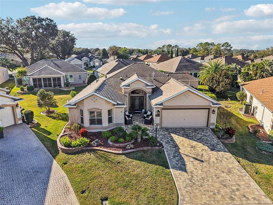 1st image of 17211 SE 85th Willowick Cir