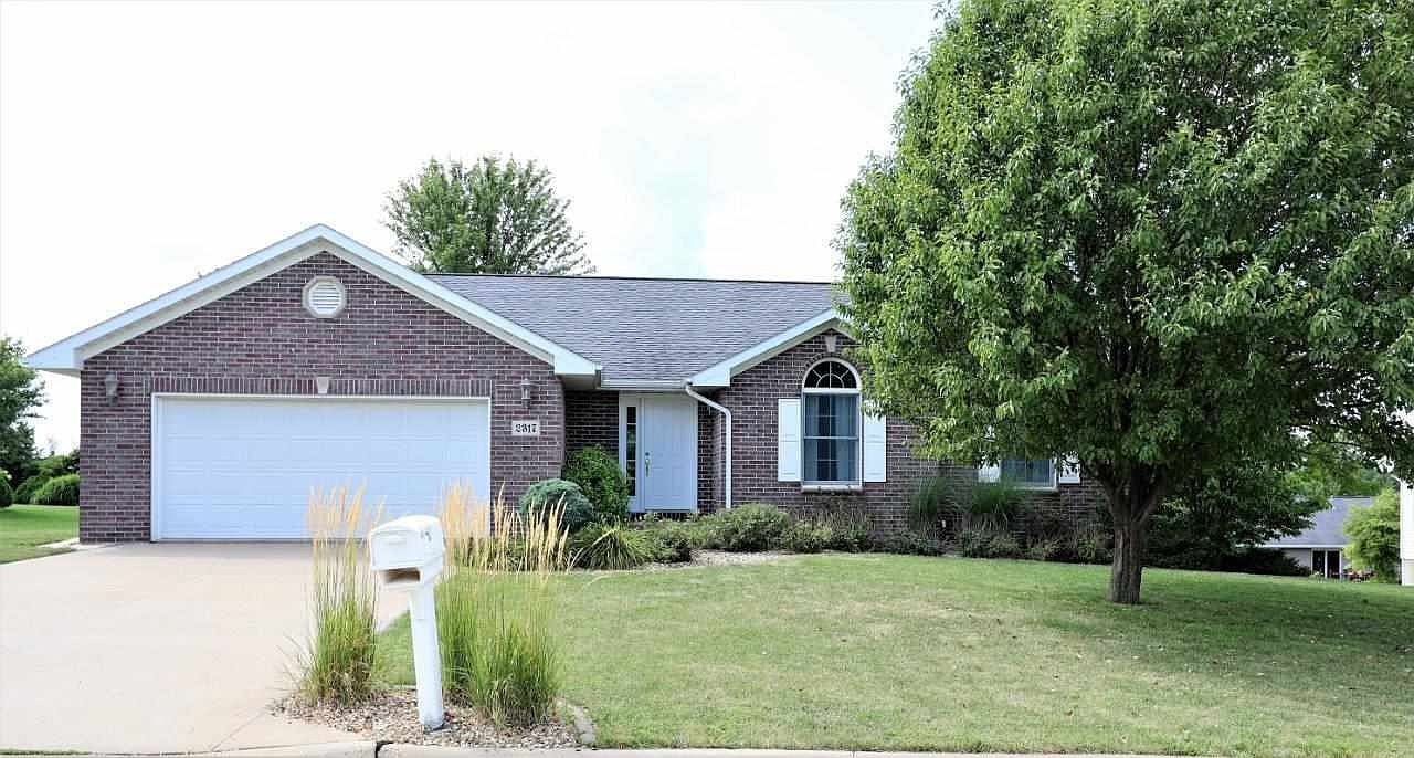 2317 Antler Ridge Dr, Dubuque, IA 52002 Zillow