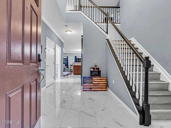 5th image of 52 Rockingham Way Unit 1