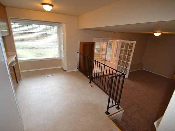 4th image of 16027 13th Avenue Ct E