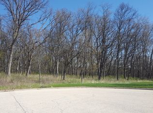 24913 N Autumn Rdg, Cary, IL 60013