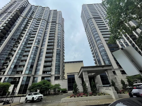 153 Beecroft Rd, Toronto, ON
