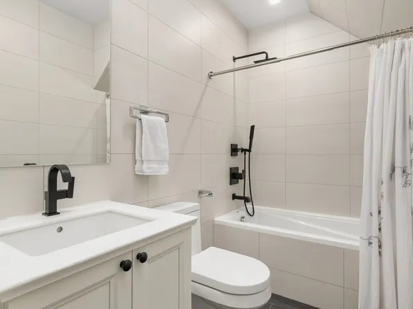 277 1st Street image 10 of 13