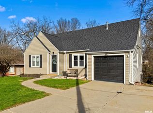 5019 N Edgebrook Dr, Peoria, IL
