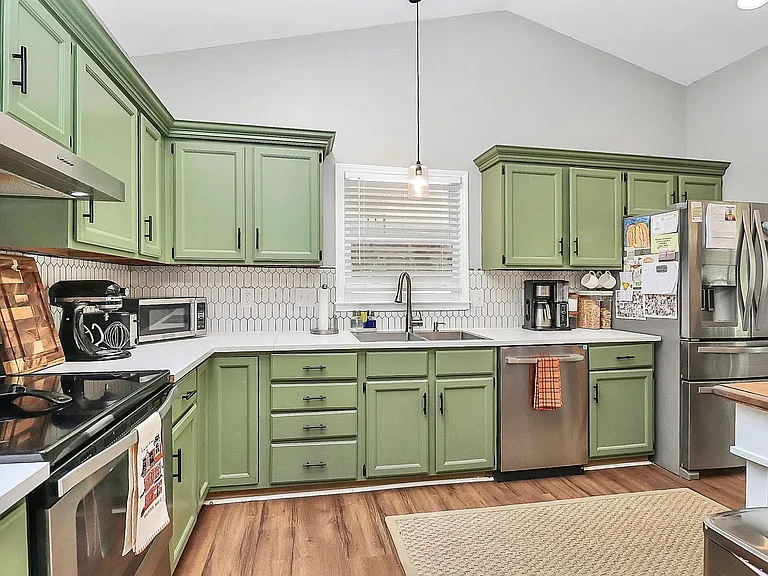 4227 Deerfield Dr — Photo 9