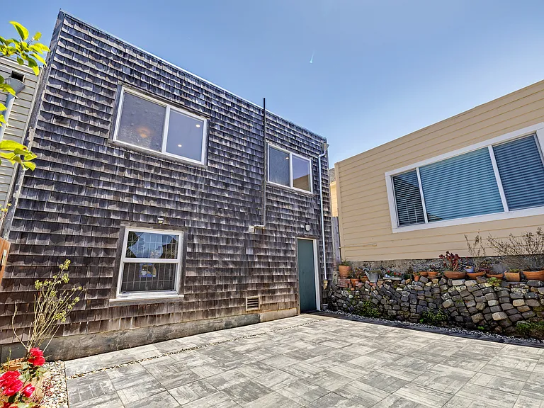 318 Allison St — Photo 25