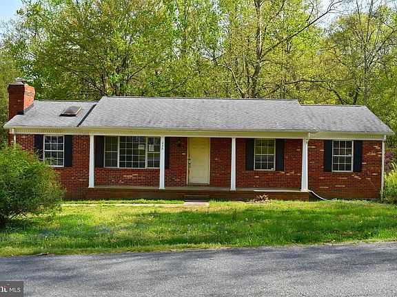 3rd image of 436 Butternut Dr