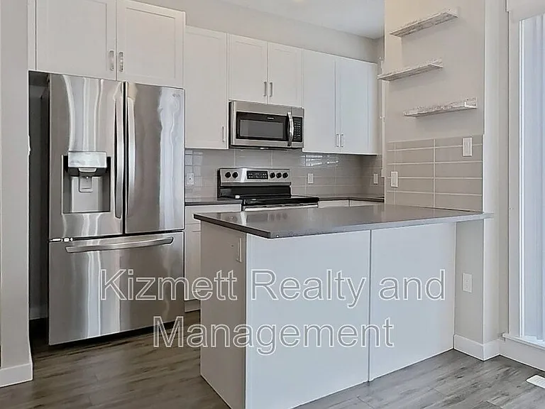 735 Allard Blvd SW #22 — Photo 17