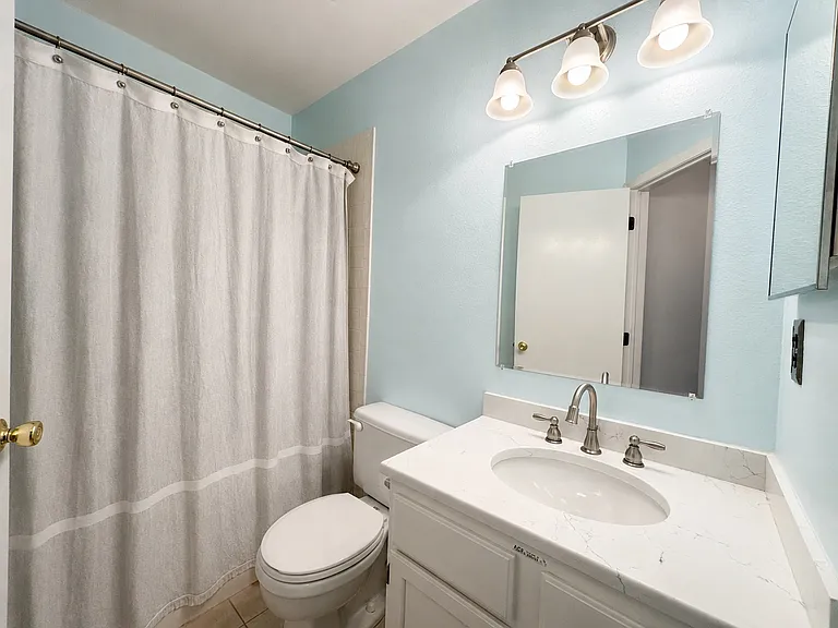 1 Quail Brook Ct — Photo 5