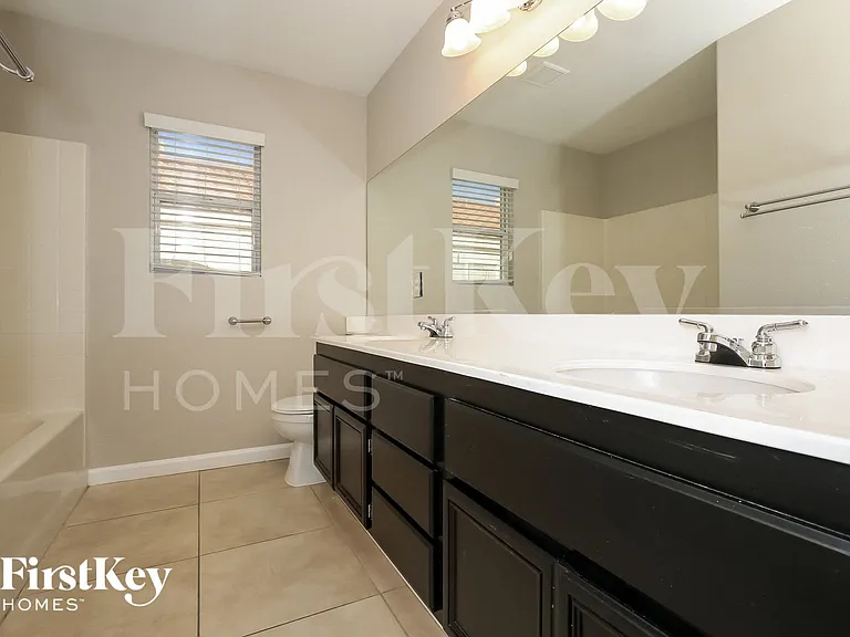 1916 Badger Canyon Ave — Photo 8