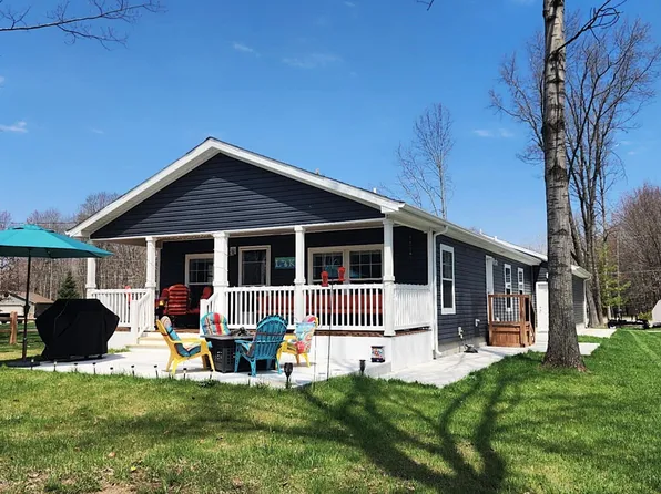 1619 Springwood Dr, Prudenville, MI 48651