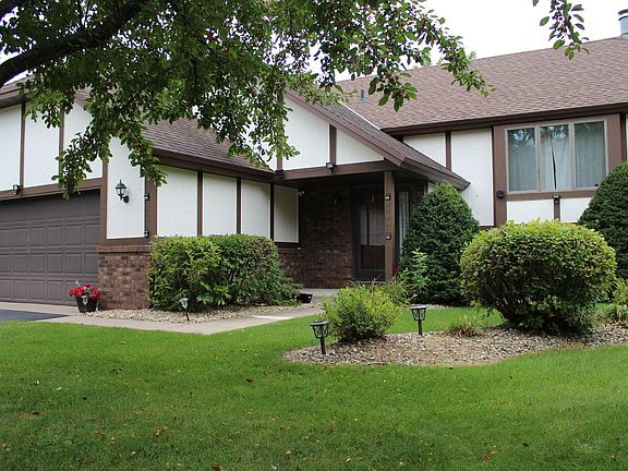 2nd image of 2109 Killeen Ct