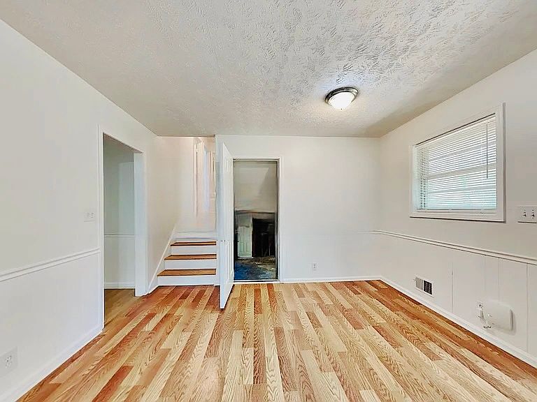 1st image of 1399 High Meadow Dr