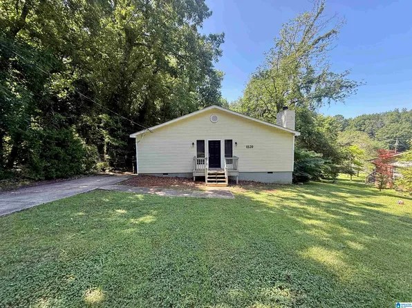 1529 Pine Tree Pl, Birmingham, AL 35235