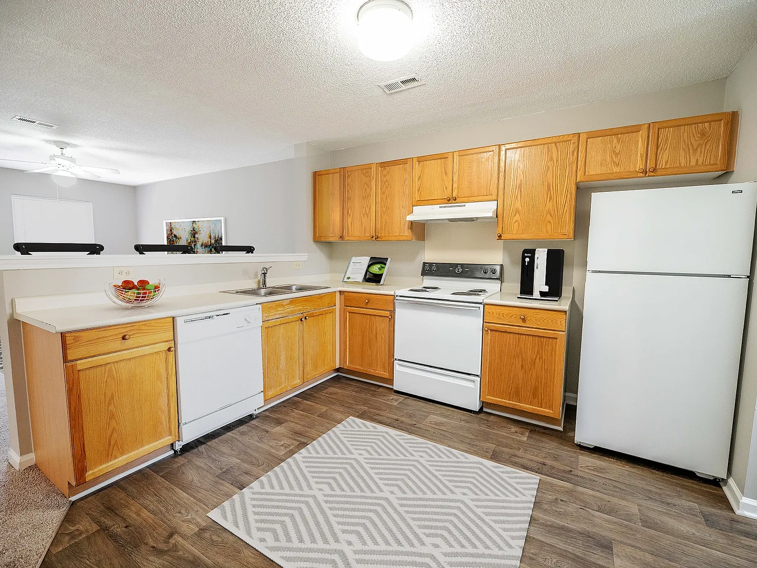 Parkway Station Apartment Homes — Photo 1